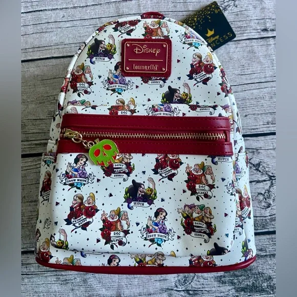 NWT! Disney Princess COLLECTION EXCLUSIVE Snow White Backpack - Picture 1 of 8